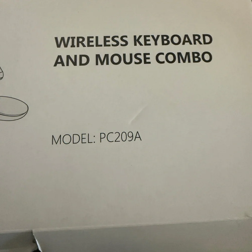 WIRELESS KEYBOARD AN MOUSE COMBO